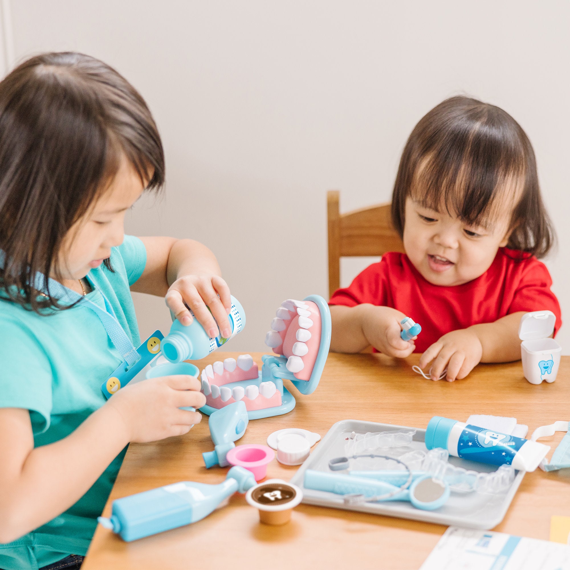 Super Smile Dentist Play Set - Image 6