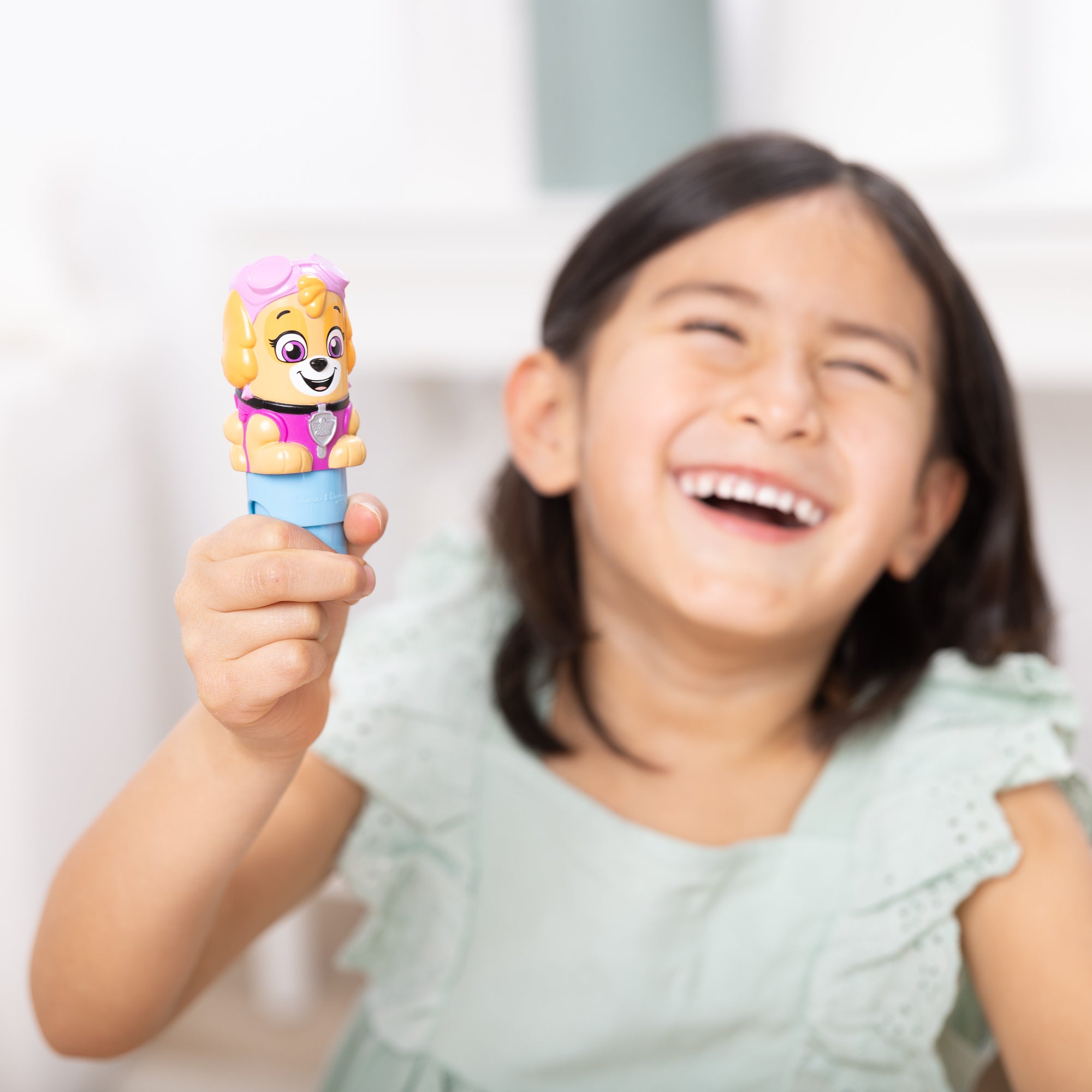 Sticker WOW!? PAW Patrol Skye Bundle: Activity Pad & Sticker Stamper + Mini Activity Pad and 200 Refill Stickers - Image 8