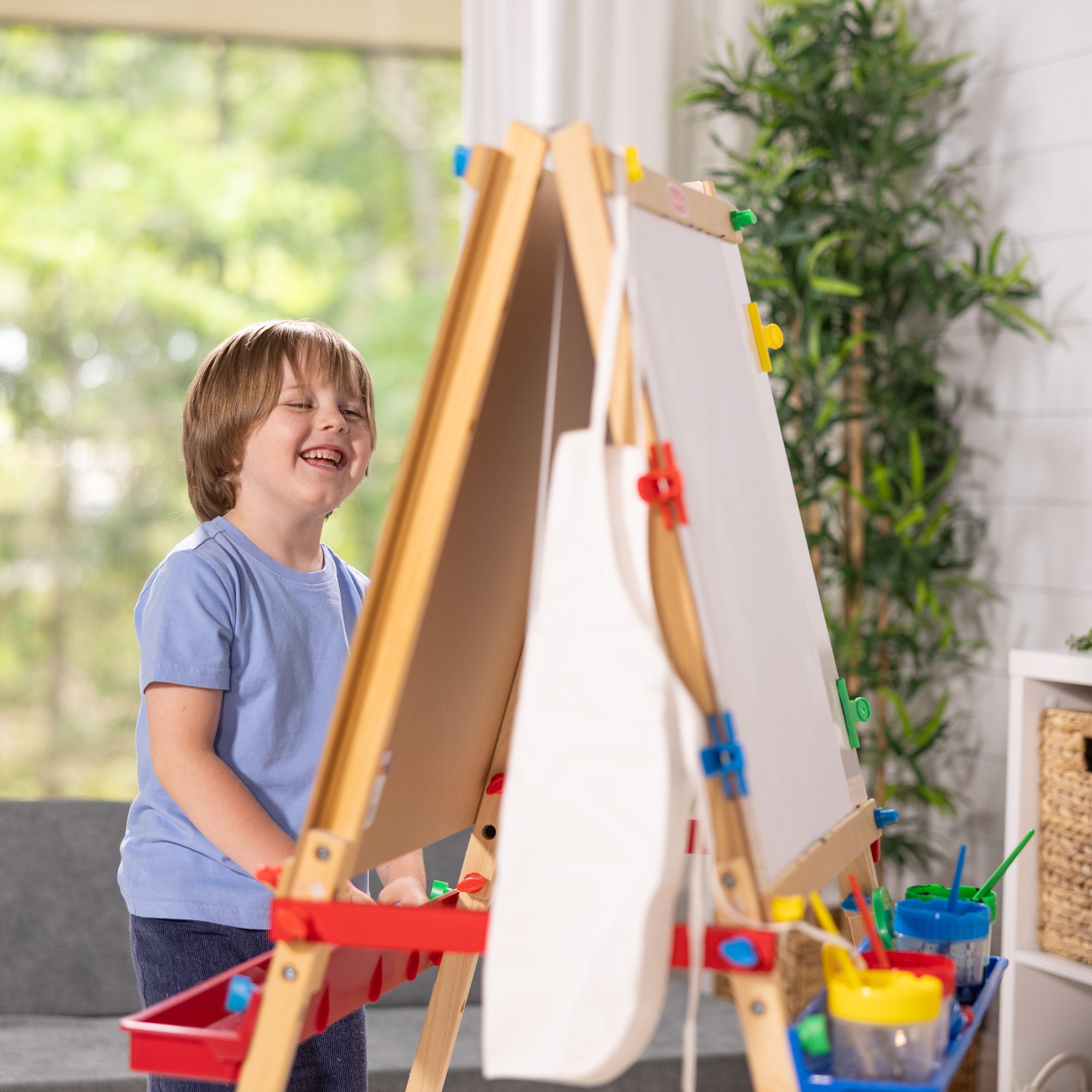 Easel & Accessories Gift Bundle - Image 6