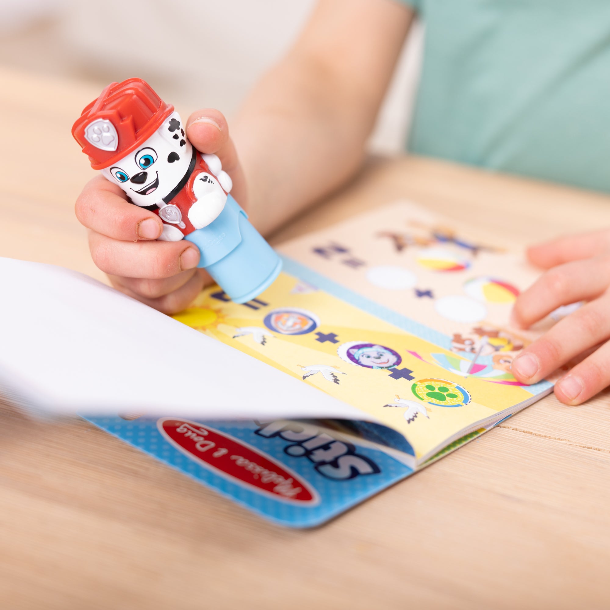 Sticker WOW!? PAW Patrol Marshall Bundle: Activity Pad & Sticker Stamper + Mini Activity Pad and 200 Refill Stickers - Image 7