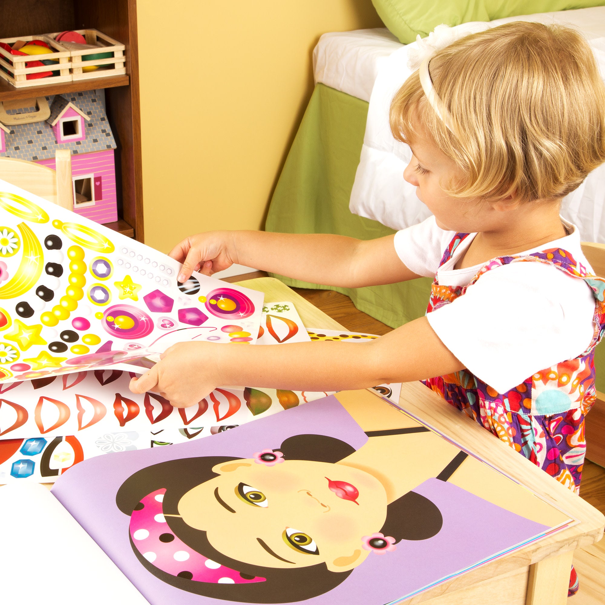 Make-a-Face Sticker Pad - Fashion Faces - Image 5