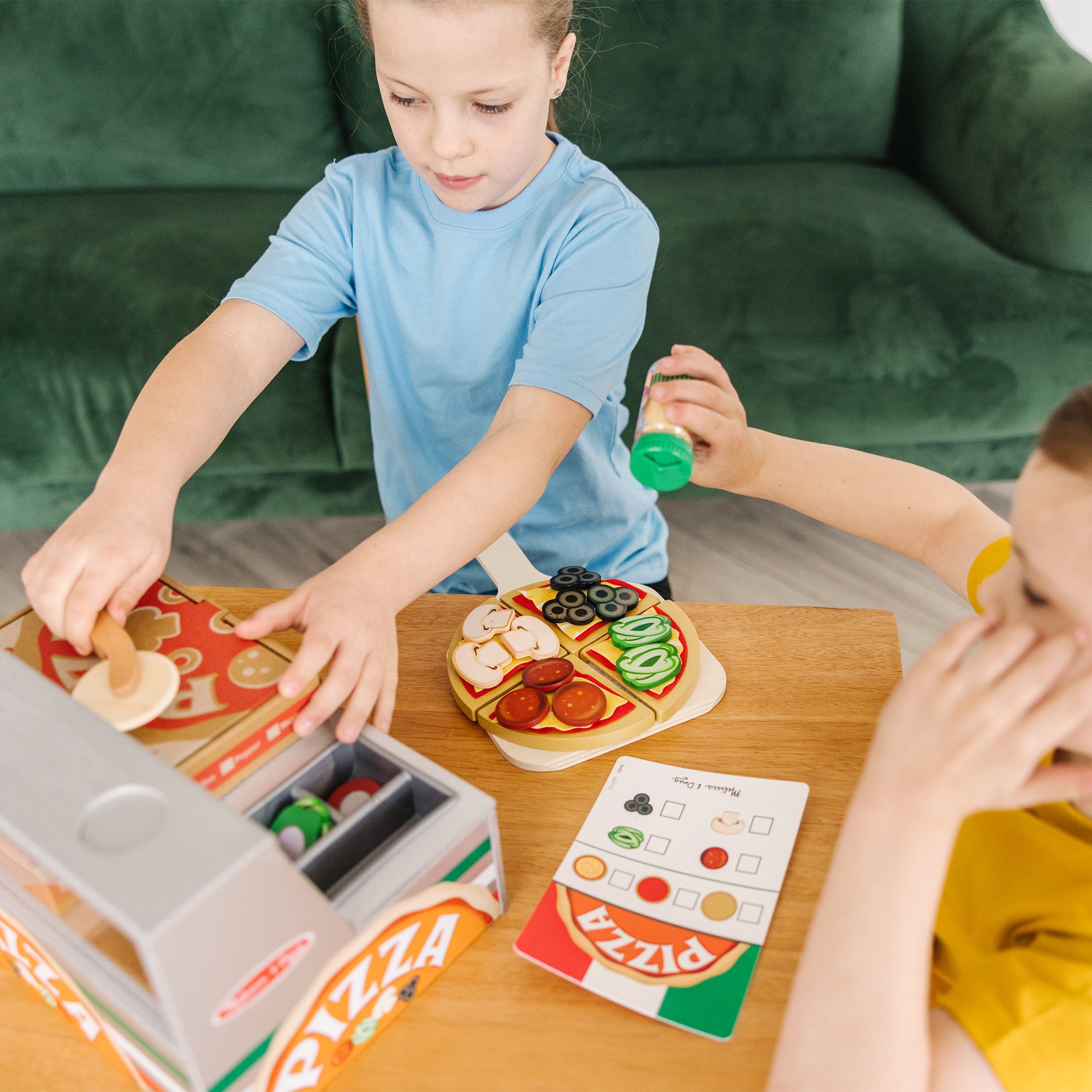 Top & Bake Pizza Counter - Wooden Play Food - Image 7